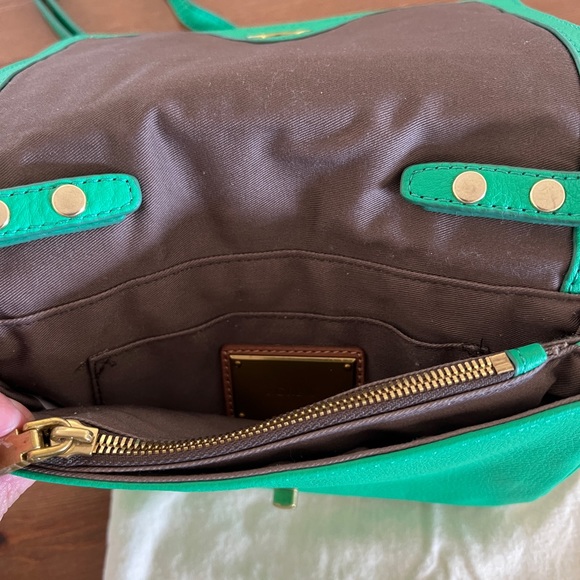 J.Crew Tillary Bright Green Leather Crossbody - Picture 3 of 4
